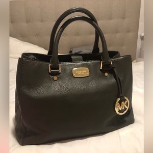 Michael Kors Olive Green Handbag (No sling)